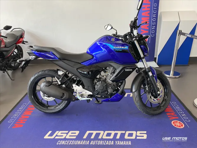 YAMAHA FAZER FZ15 CONNECTED ABS