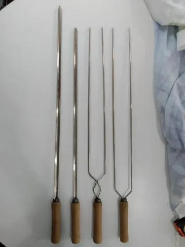 Espetos de churrasco  MOR