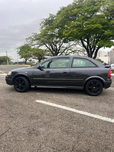 Chevrolet Astra 2.0/ CD 2.0 8V 3P Aut. 2002