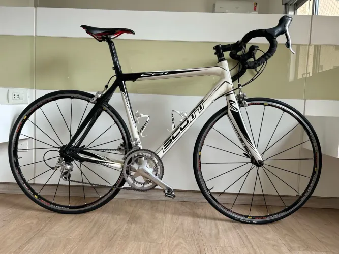 Bicicleta speed Scott CR1 Pro Carbono 54 Grupo Ultegra