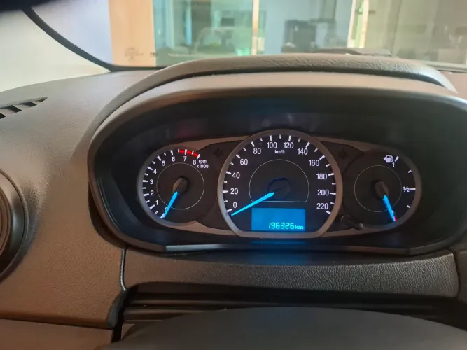 Ford ka sedan completo 2019