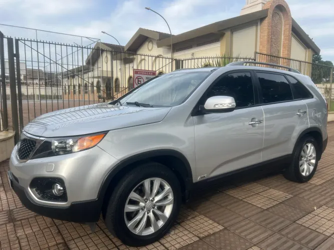 Kia Motors Sorento 3.5 V6 24V 278cv 4X4 Aut. 2011