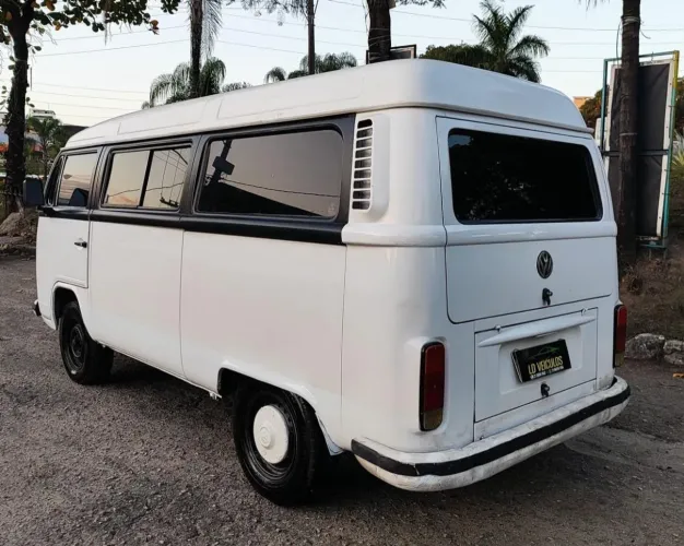 Volkswagen Kombi Furgão 1999
