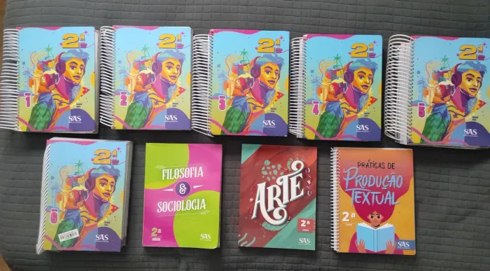 Livros didáticos SAS - 2° ano ensino médio 
