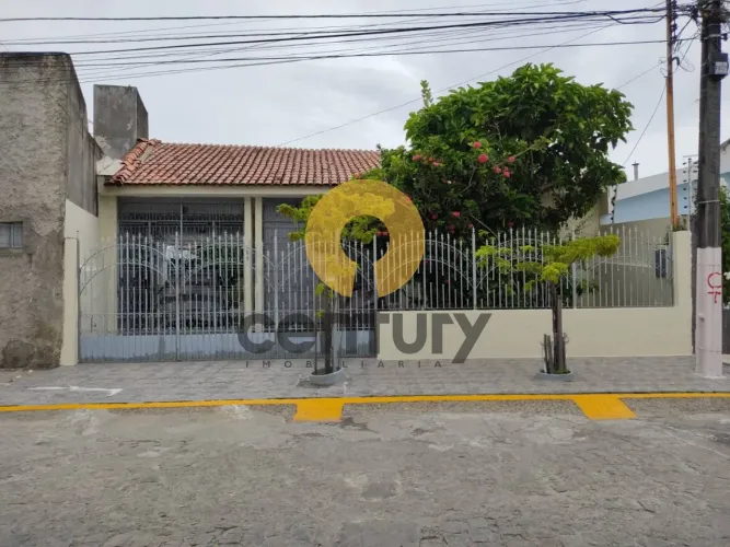 Casa à venda no bairro Cirurgia