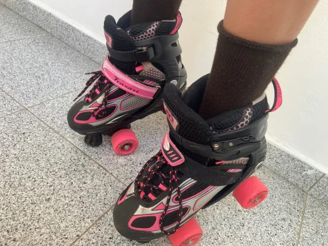 Patins Traxart Feminino Infantil - regulável 35 ao 38