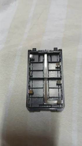 Icom Case de pilhas radio ic v80