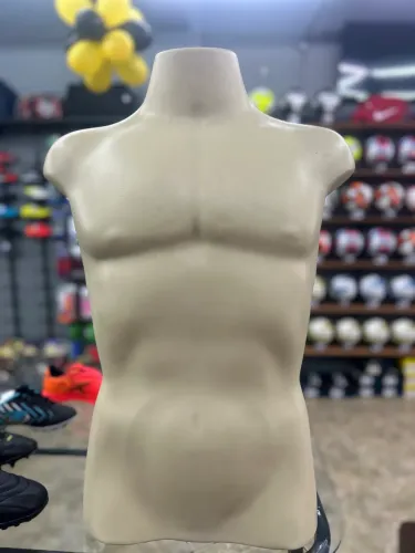 Manequim busto masculino