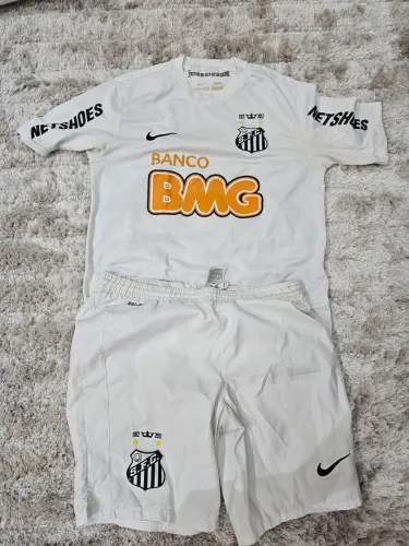 Camisa e calção Santos 2012 Oficial