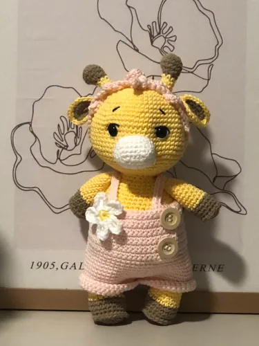 Pelúcia girafinha em amigurumi novo
