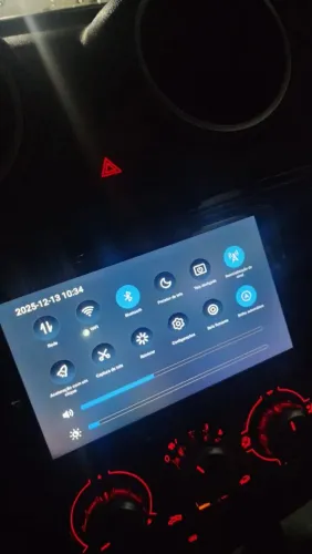 Multimídia 7 polegadas (6GB de ram e 128GB de memória interna, octa-core)