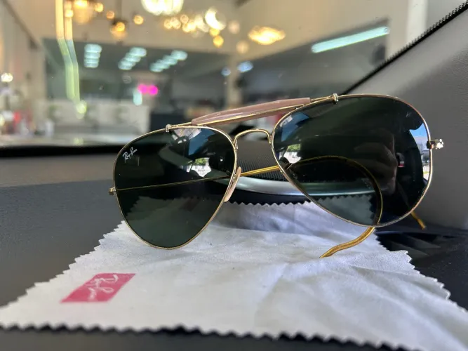 Óculos de sol Rayban Outdoorsman