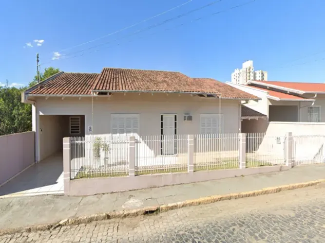 Casa, Residencial, Independência, 3 dormitório(s), 2 vaga(s) de garagem