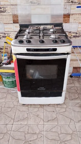 Fogão Brastemp 4 bocas (forno com defeito)