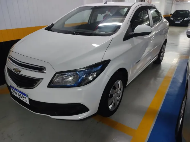 GM Prisma LT 1.4 Flex 2015 muito novo 