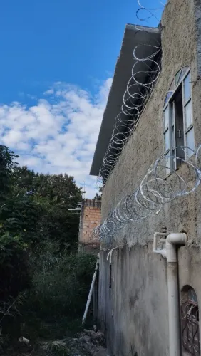 Concertina antiferrugem reforçada 