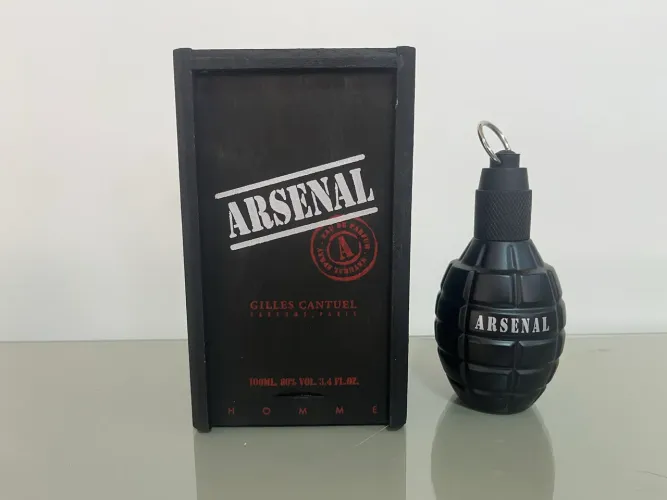 Perfume Arsenal Black 100 ml Masculino só 289,00