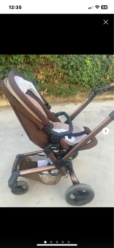 Carrinho de bebe, com acessórios 