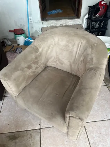 Linda poltrona em bom estado