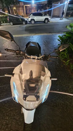 Honda adv150 toda revisada.   