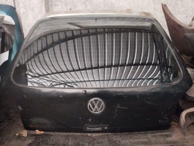Tampa traseira do gol G3 conservado 
