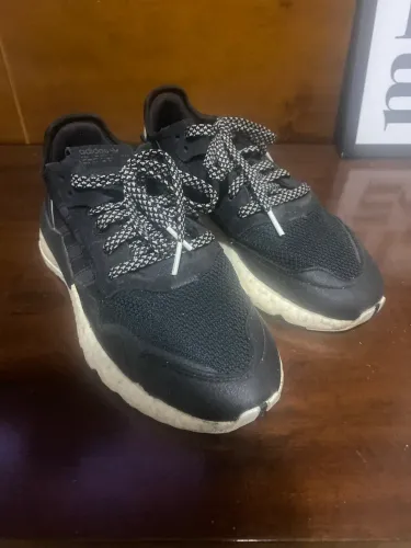 Tênis adidas 37