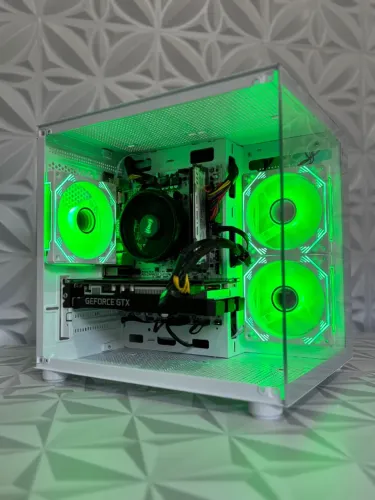 PC GAMER Aquario branco 