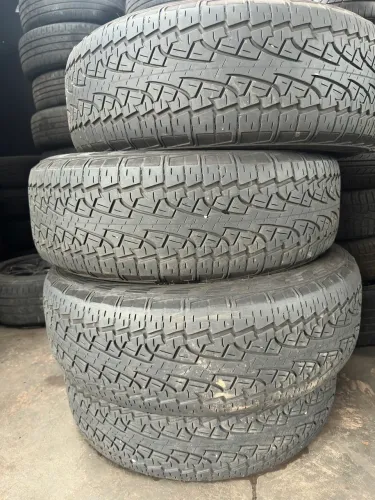 Pneus 255/65/18 