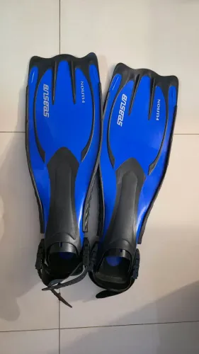 Nadadeiras Seasub Fusion - Azul Tamanho L-XL (42 a 44)