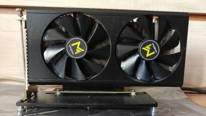 AMD Radeon RX 580, 8GB, Gddr5, 256bit, 2048sp + Extensão Riser 3.0 16x 20cm Preto