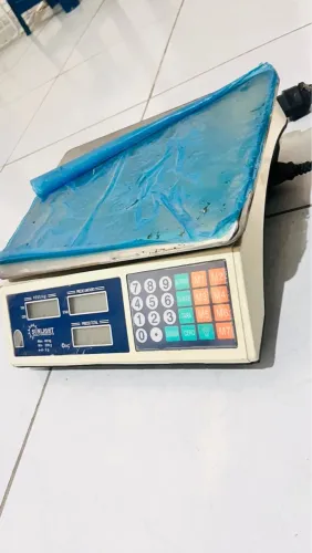Balança com defeito
