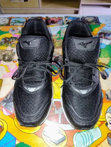 Tênis Mizuno Wave Creation 20Preto - Conforto e Estilo