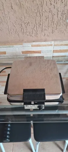 Grill elétrico 2 em 1 Black+Decker