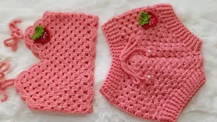 Conjunto em crochê para bebê