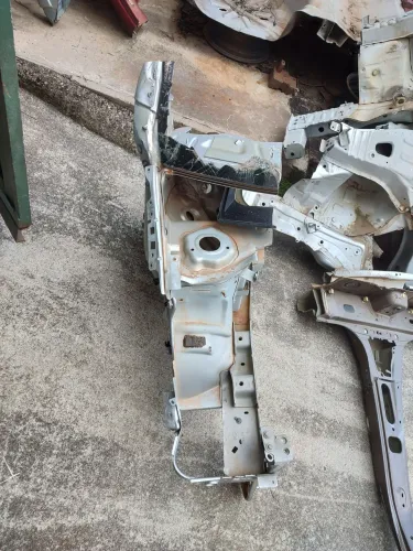 Caixa roda dianteira direita Peugeot 208 2014