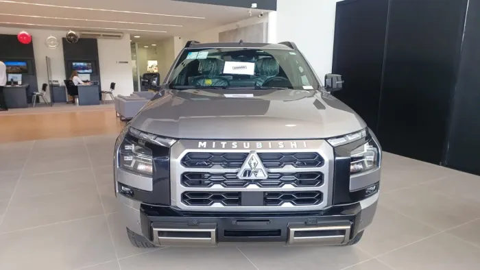 Mitsubishi TRITON Katana 2.4 CD 4X4 TB Diesel Aut. 2026