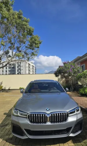 BMW 530 E UNICO DONO