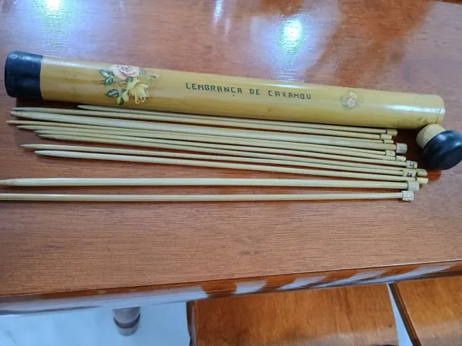 Agulhas de Tricô Antigas - Lembrança de Caxambu