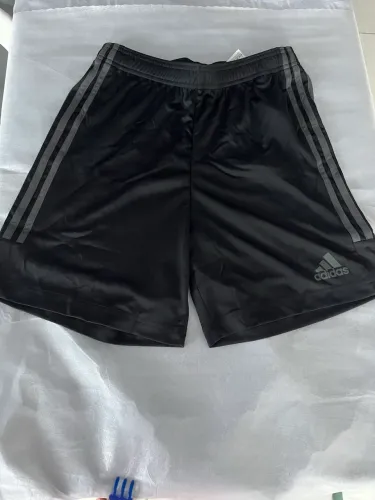 Shorts Adidas Novo - Original - P
