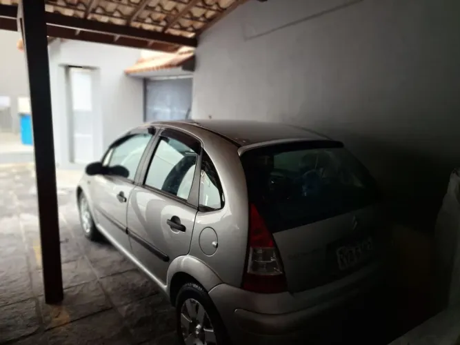 Citroen C3 GLX 1.4/ GLX Sonora 1.4 Flex 8V 5P 2011