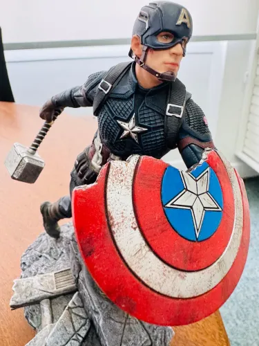 Estátua Capitão América 2023 Endgame Iron Studios 1/10 Completa