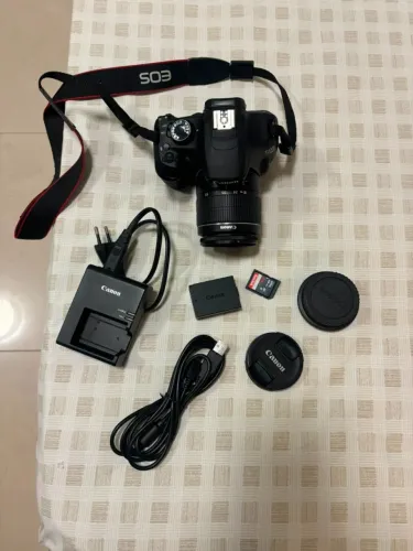 Camera Canon T5 (pouco usada) com tripé
