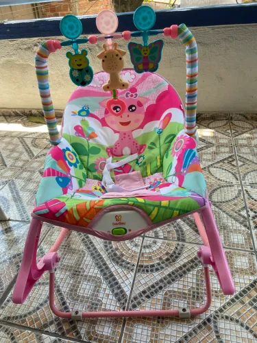 Cadeirinha de descanso pra bebê