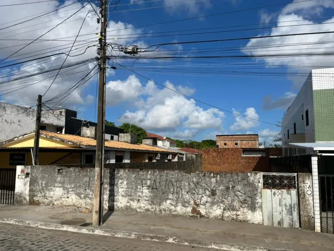 Terreno à venda, 310 m² por R$ 290.000 - Cuiá - João Pessoa/PB