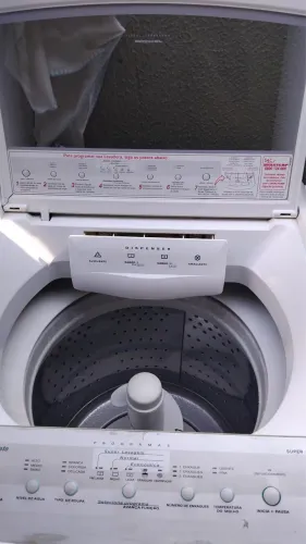 Vendo máquina de lavar Brastemp BWQ24a Super capacidade