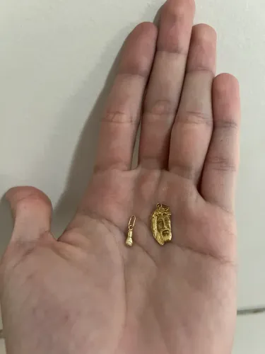 Pingente figa e face de cristo em ouro 18k