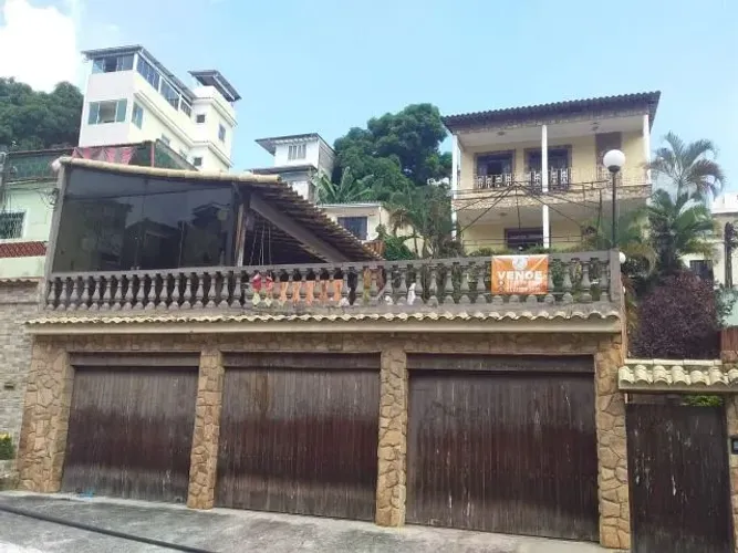 Casa 3 suítes Alto Luxo na 25 de Agosto em Duque de Caxias