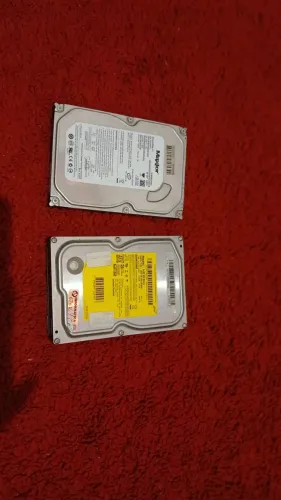 Hds de computador um é de 160gb e o outro é de 80 gb