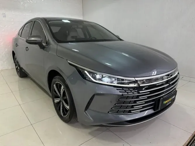 BYD King GS 1.5 16V Híbrido Aut. 2025