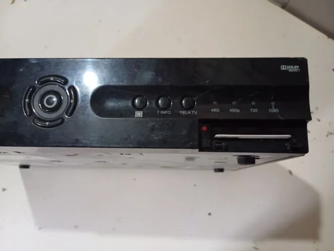 Aparelho NET HDTV, USB, captador de sinal de tv.